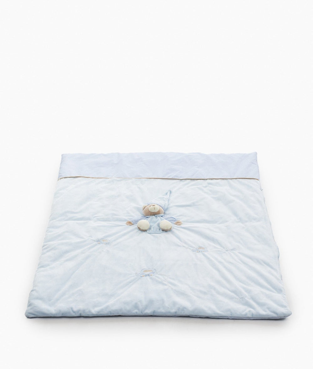 Blue quilt and cover set for toddlers