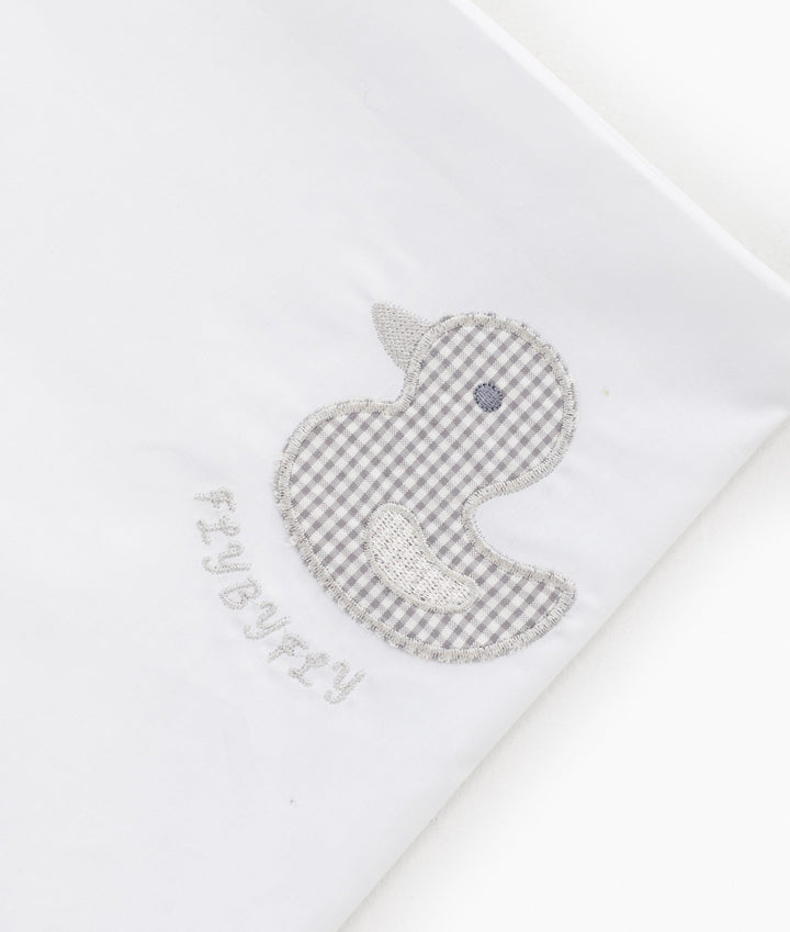 Flat sheet for cot in white and grey