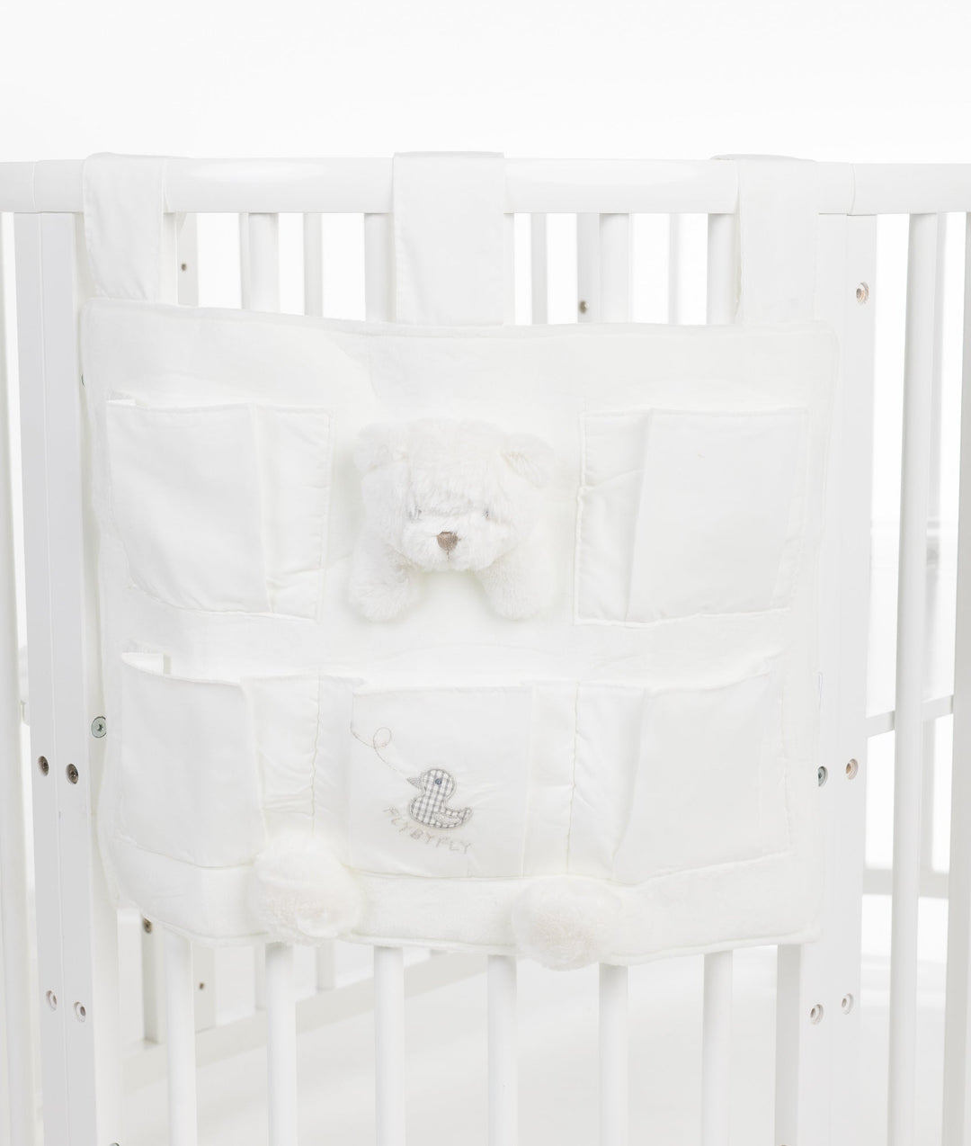 Baby nursery organiser in white and grey