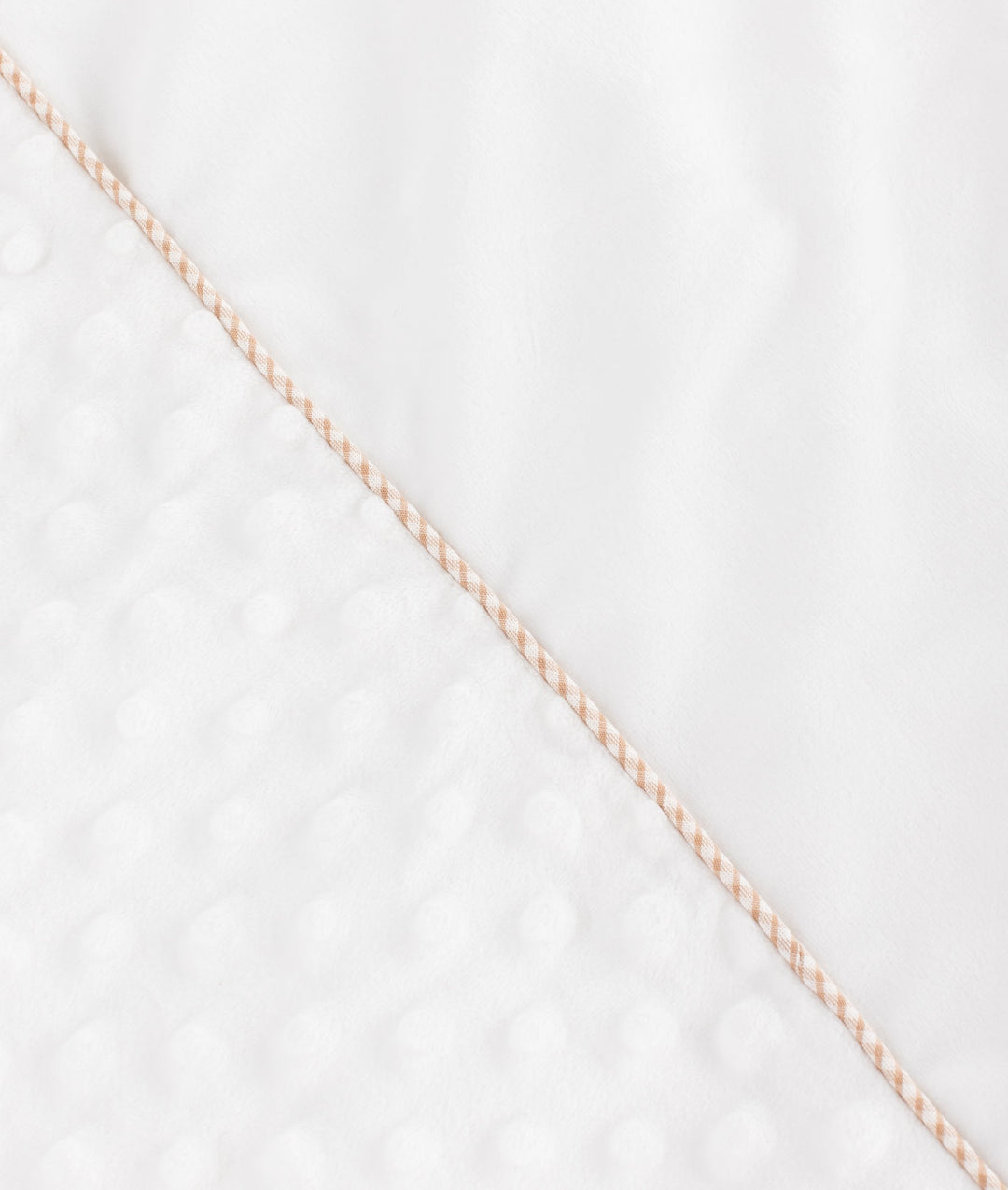 White and beige toddler bubble quilt and cover set
